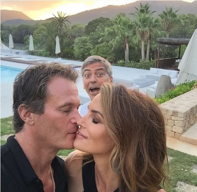 George-Clooney-le-jodió-la-foto-romántica-en-ibiza-a-Cindy-Crawford